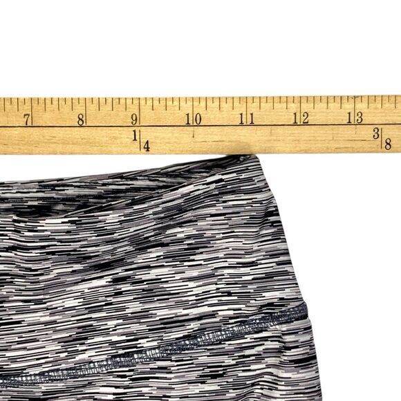 Reebook Athletic Capri Leggings XS Printed Gray Yoga Pilates Workout Gym Pull On - Picture 8 of 13